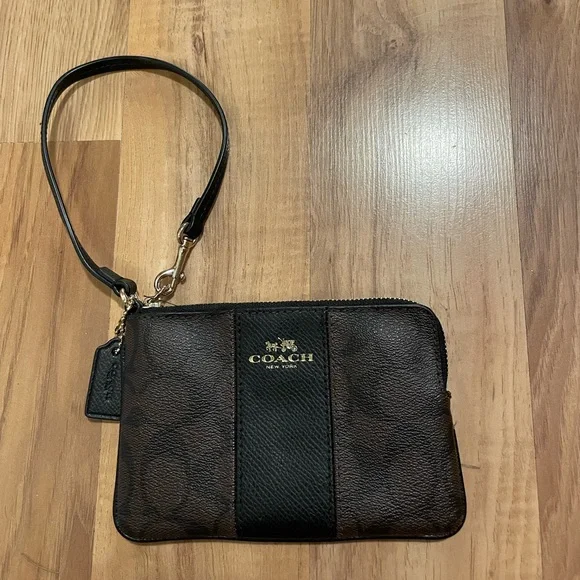 Women Coach Black and Brown Wristlet display picture 1